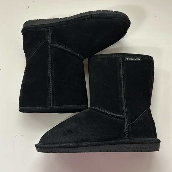 Black Bearpaw Boots - Picture 3 of 9